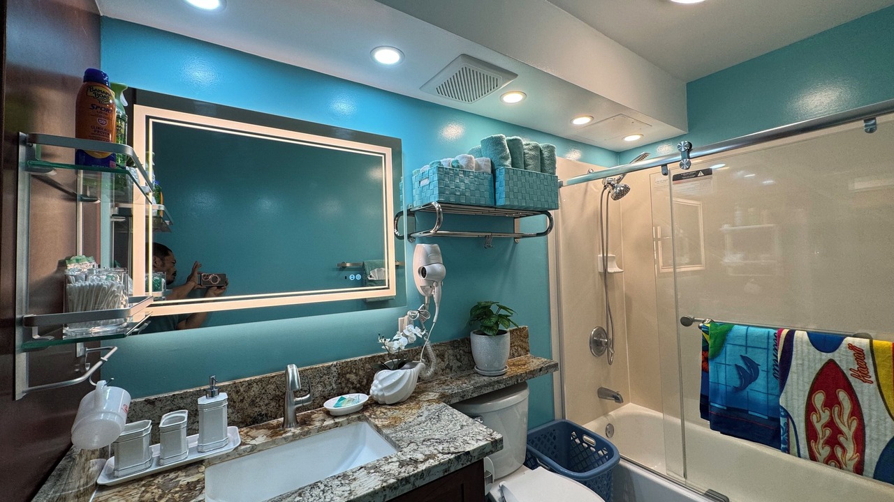 Photo of Bathroom in Waikiki
