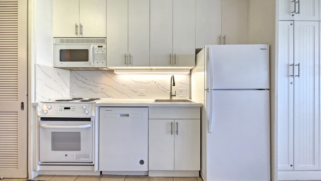 Photo of Kitchen in Diamond Head - Kapahulu - St. Louis