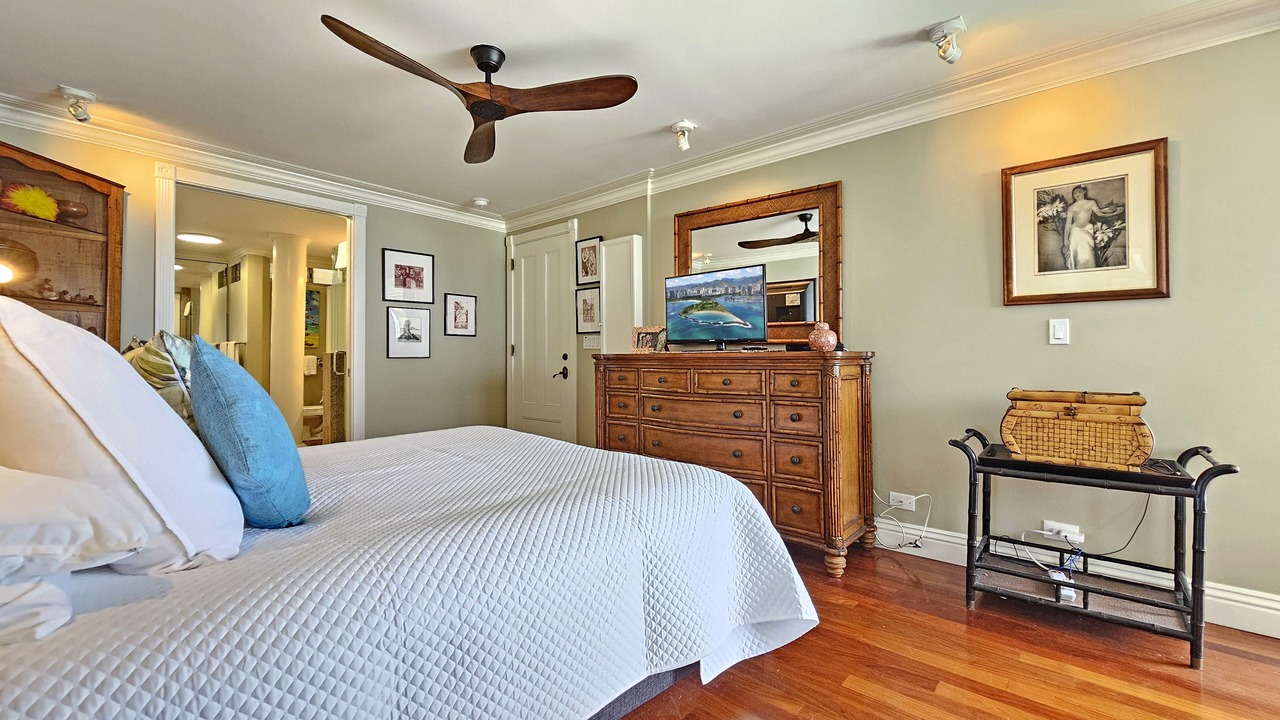 Photo of Bedroom in Diamond Head - Kapahulu - St. Louis