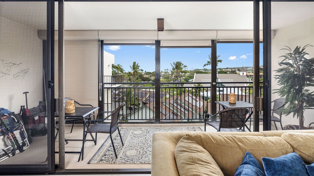 Photo of Livingroom in Historic Kailua Village