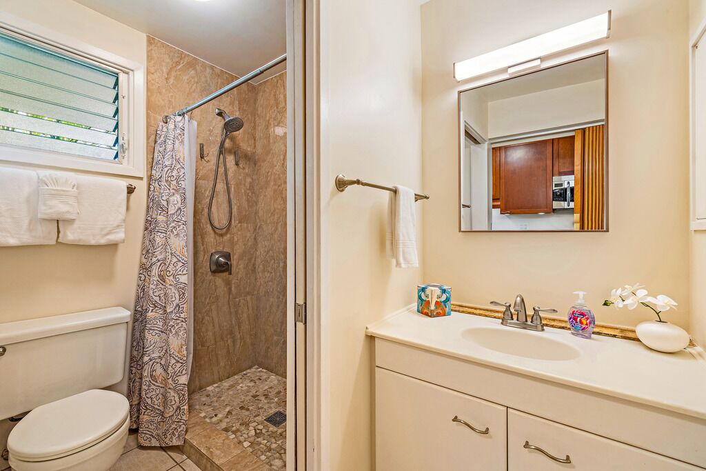 Photo of Bathroom in Napili