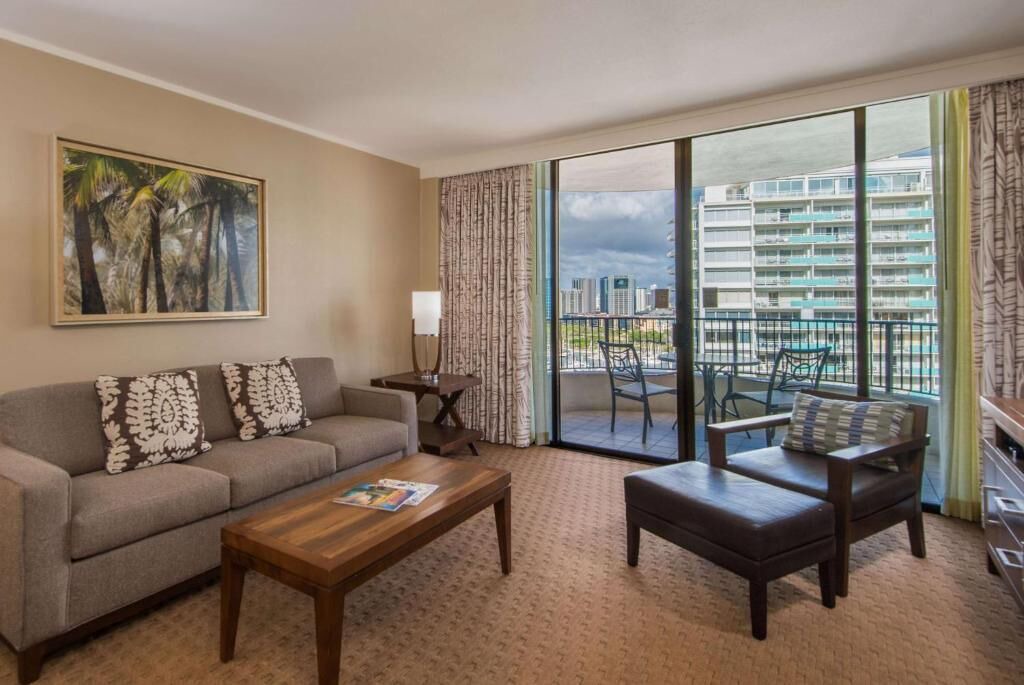 Photo of Livingroom in Waikiki