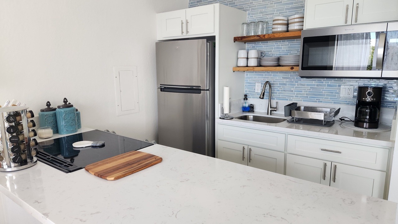 Photo of Kitchen in Makaha Valley