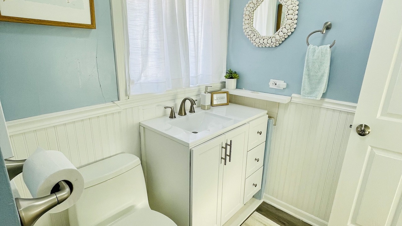 Photo of Bathroom in Hauula