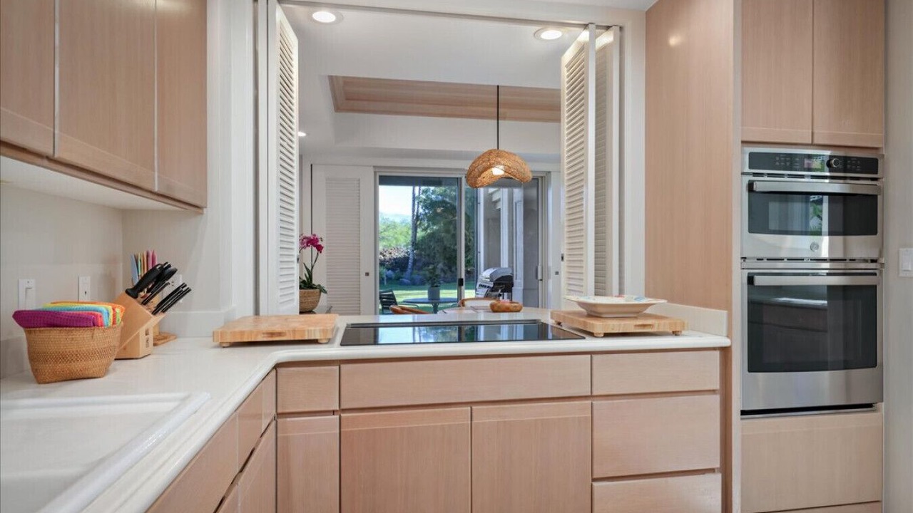 Photo of Kitchen in Kamuela