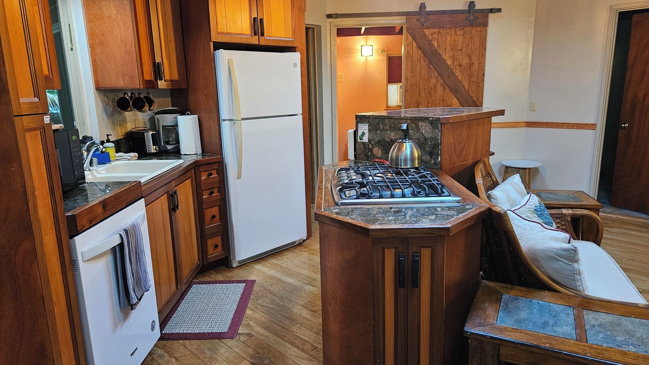 Photo of Kitchen in Keaau