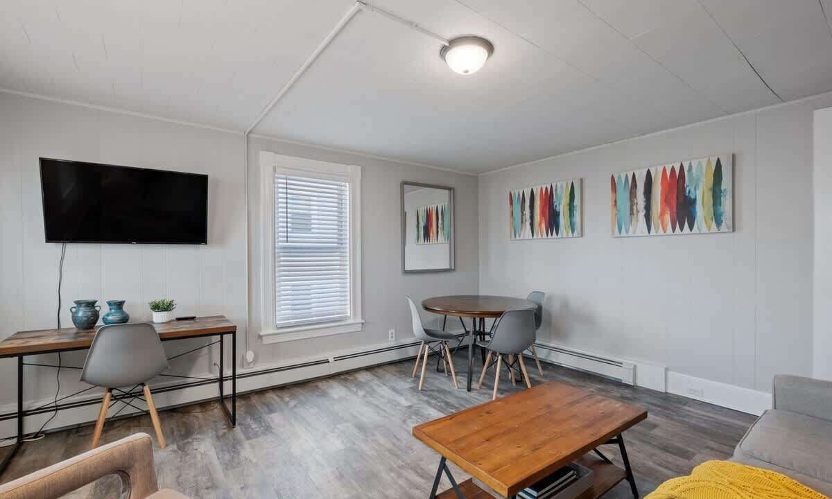 Photo of Livingroom in Rimmon Heights