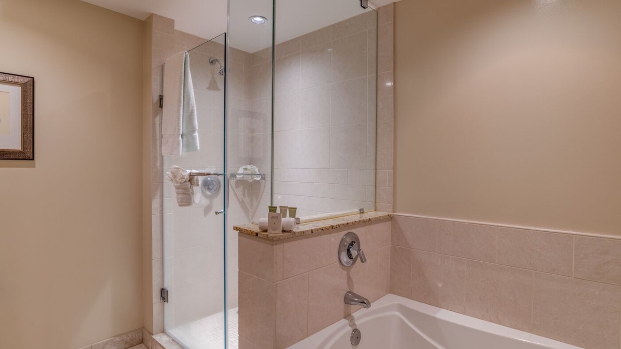 Photo of Bathroom in Honokowai