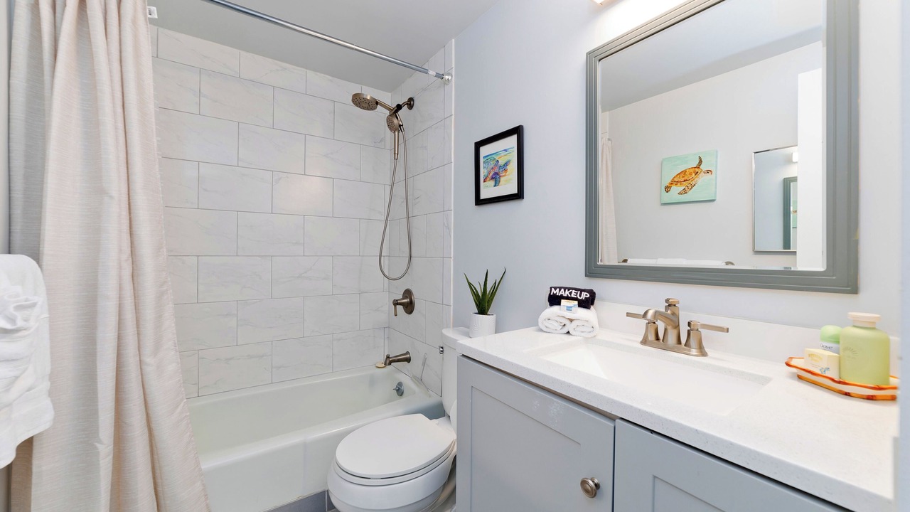 Photo of Bathroom in Hilo