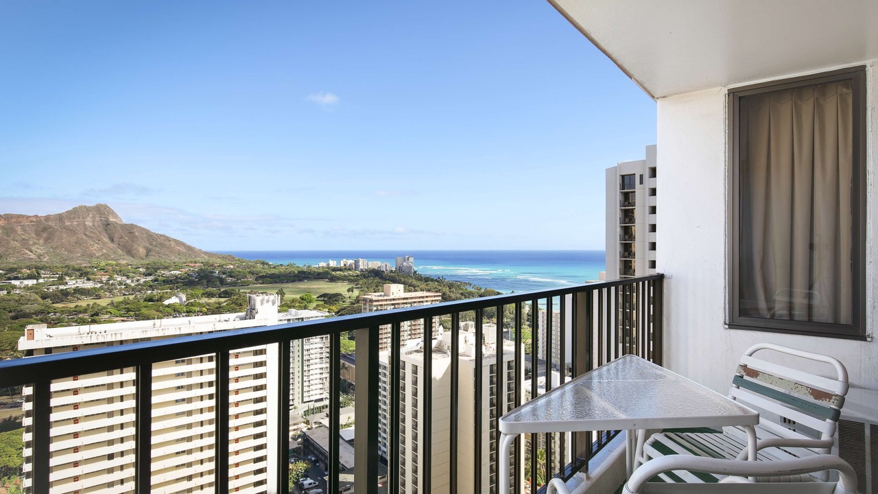 Photo of Bedroom in Waikiki