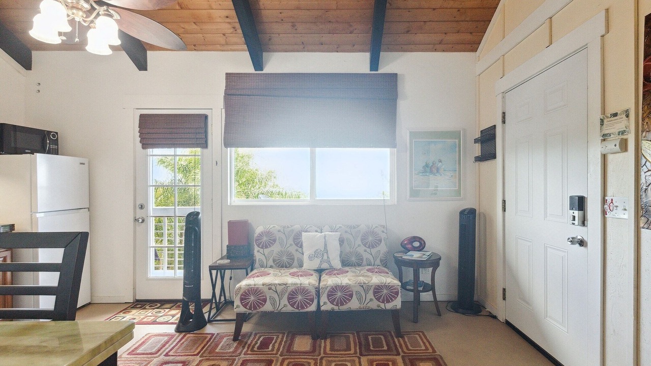 Photo of Bedroom in Kalaoa
