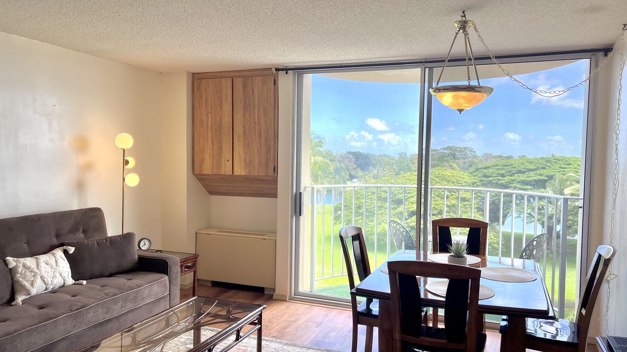 Photo of Livingroom in Hilo