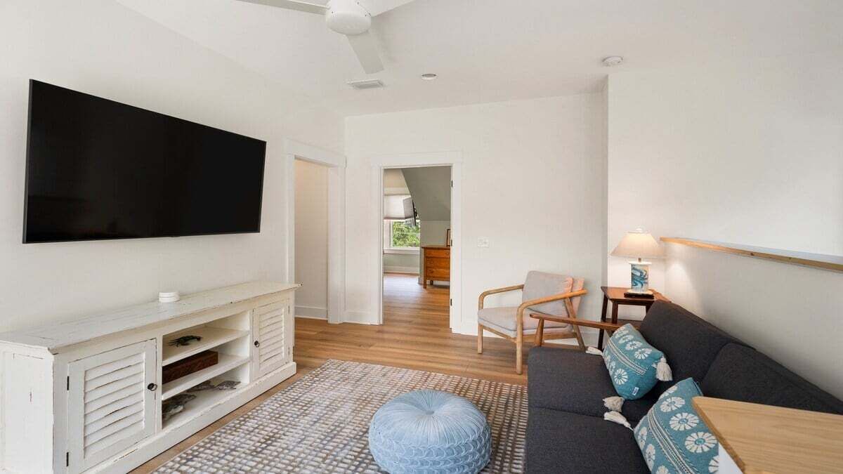 Photo of Livingroom in East Beach