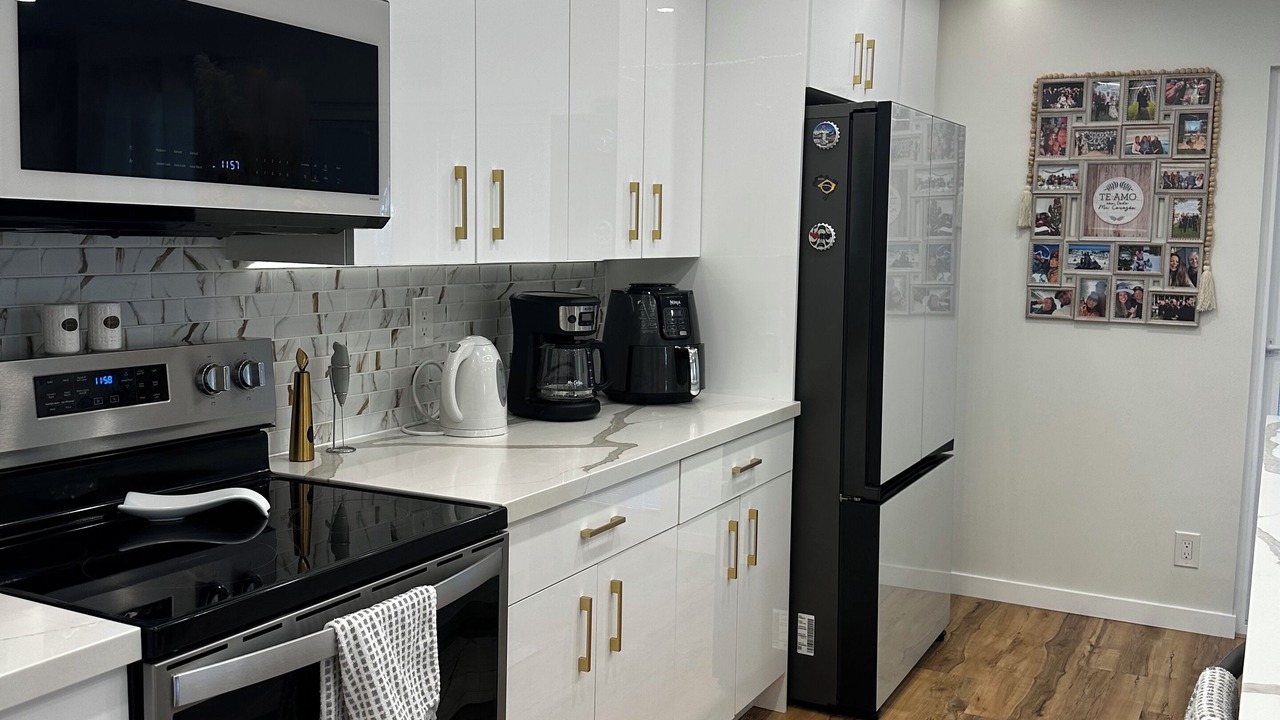 Photo of Kitchen in Waianae