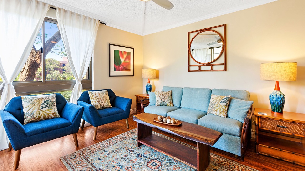 Photo of Livingroom in Kahana