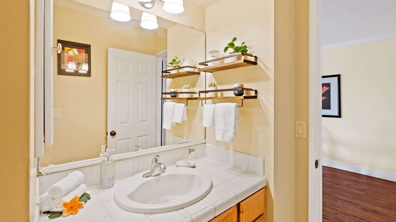 Photo of Bathroom in Kahana