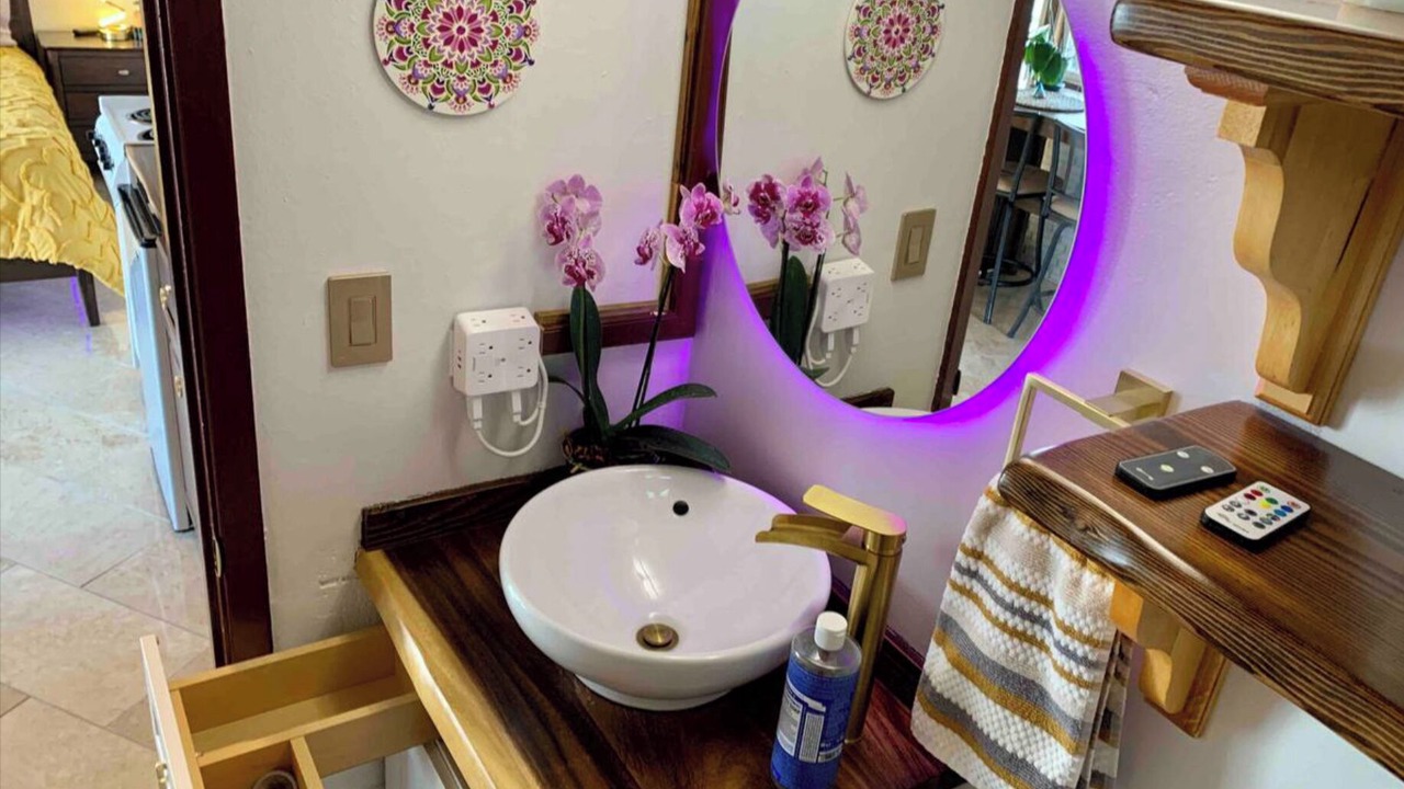 Photo of Bathroom in Waikiki