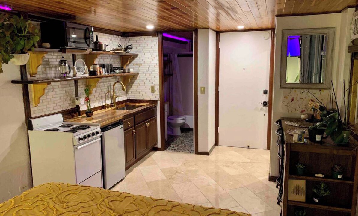 Photo of Bedroom in Waikiki
