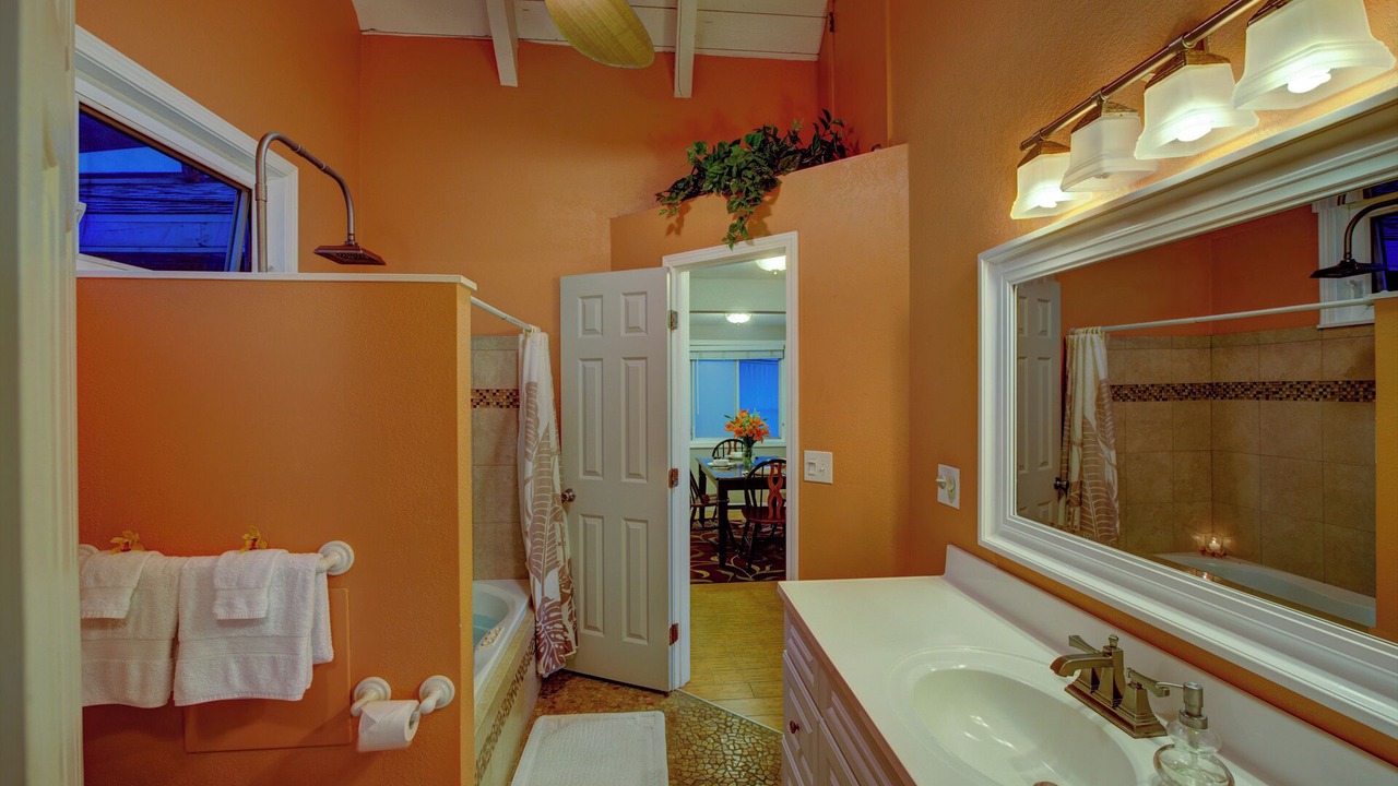 Photo of Bathroom in Hauula