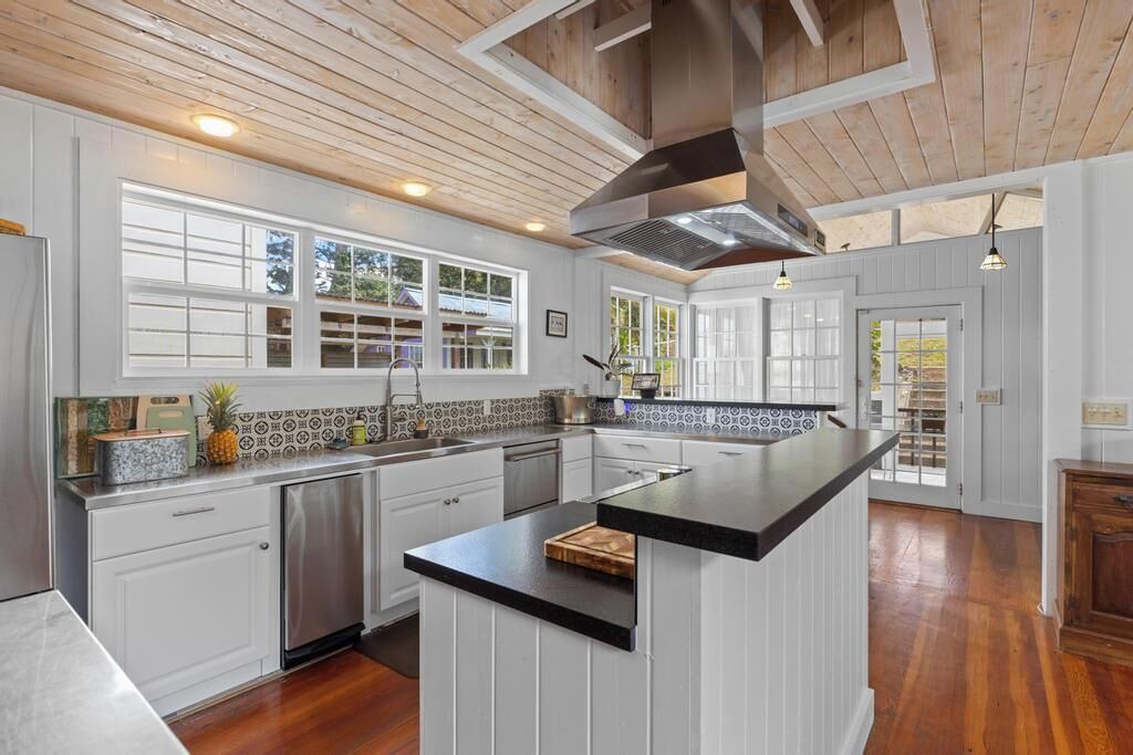 Photo of Kitchen in Hawi
