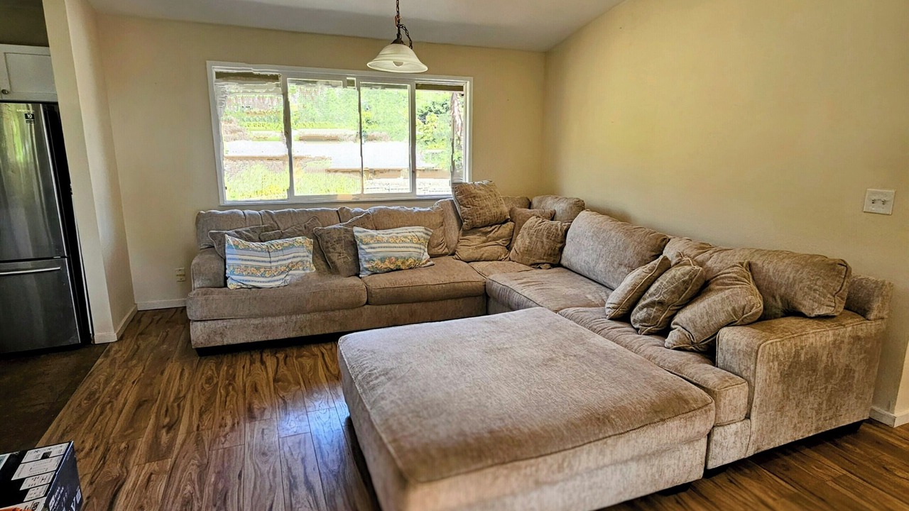 Photo of Livingroom in Waialee