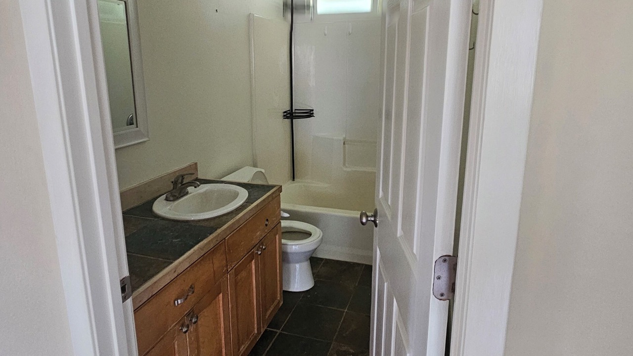 Photo of Bathroom in Waialee
