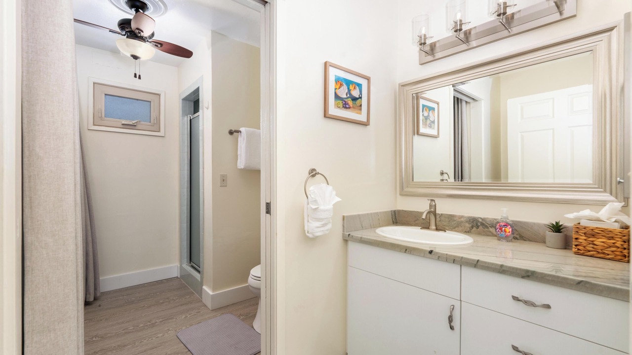 Photo of Bathroom in Keauhou