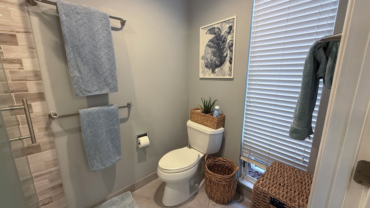 Photo of Bathroom in Keauhou