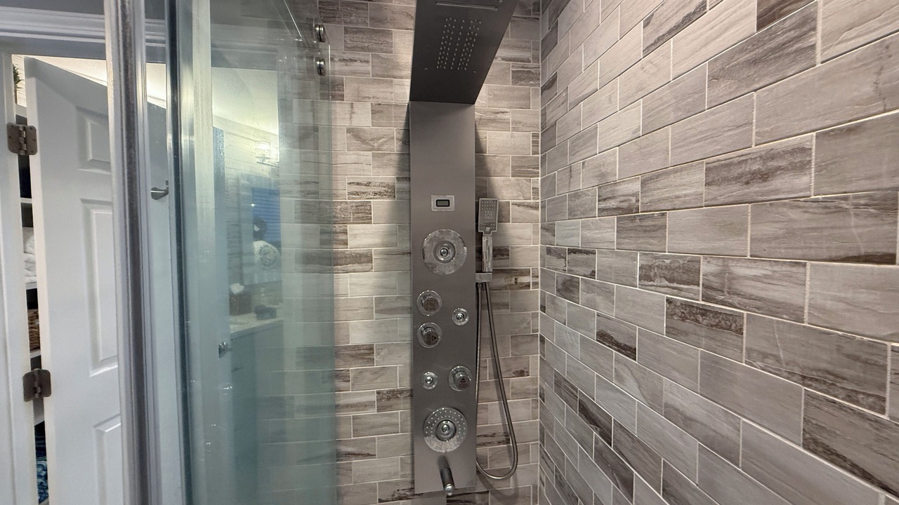 Photo of Bathroom in Keauhou