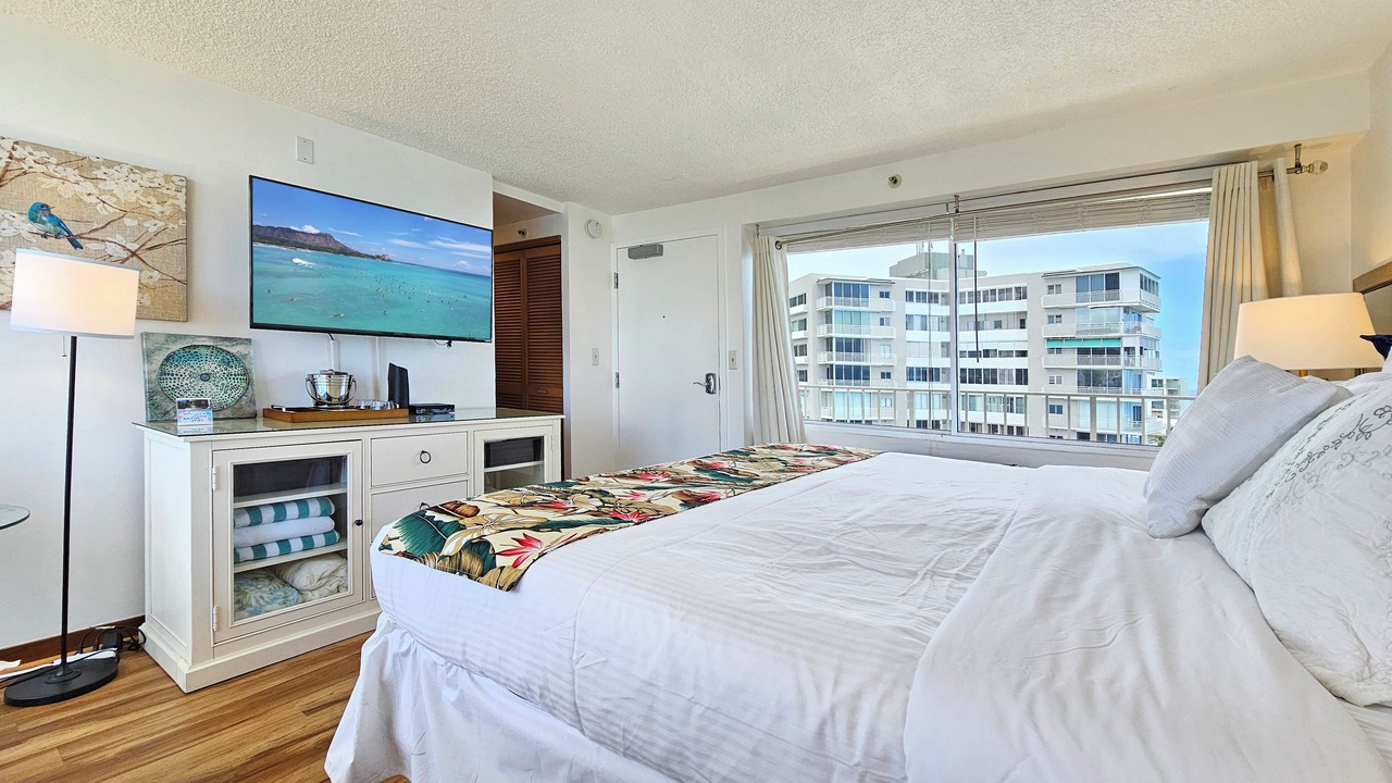 Photo of Bedroom in Diamond Head - Kapahulu - St. Louis