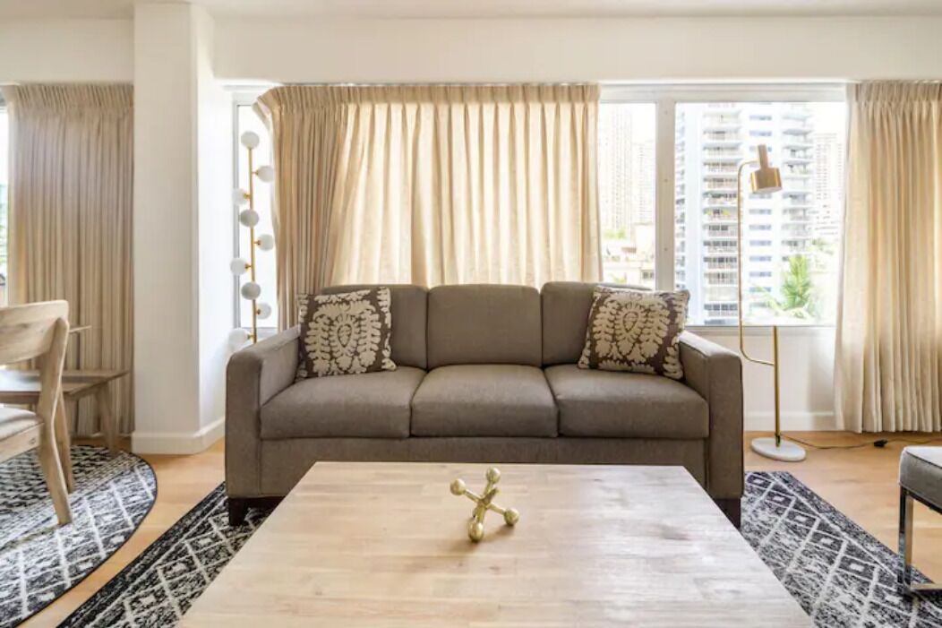 Photo of Livingroom in Waikiki