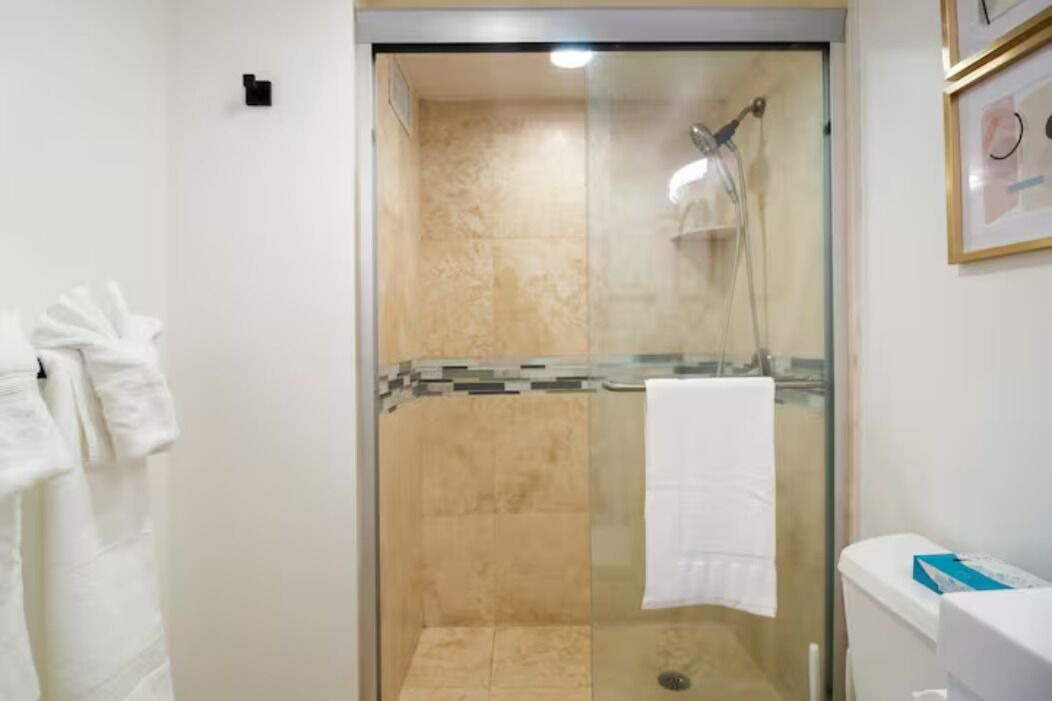 Photo of Bathroom in Waikiki