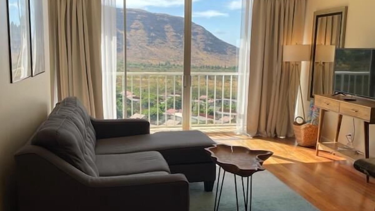 Photo of Livingroom in Makaha