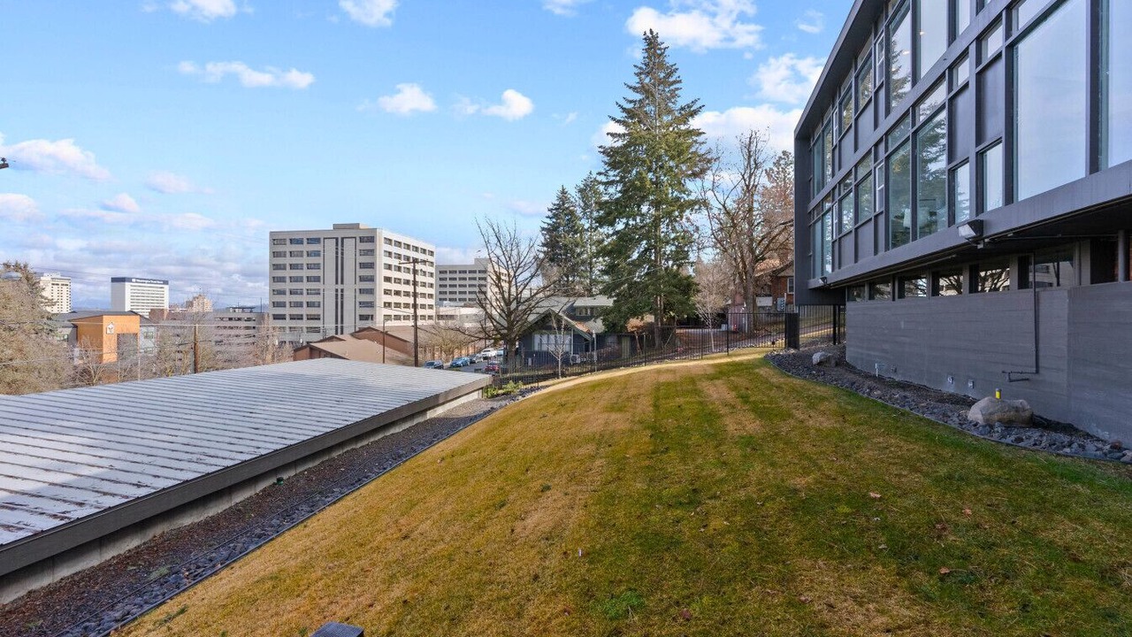 Photo of Outdoor in Cliff - Cannon
