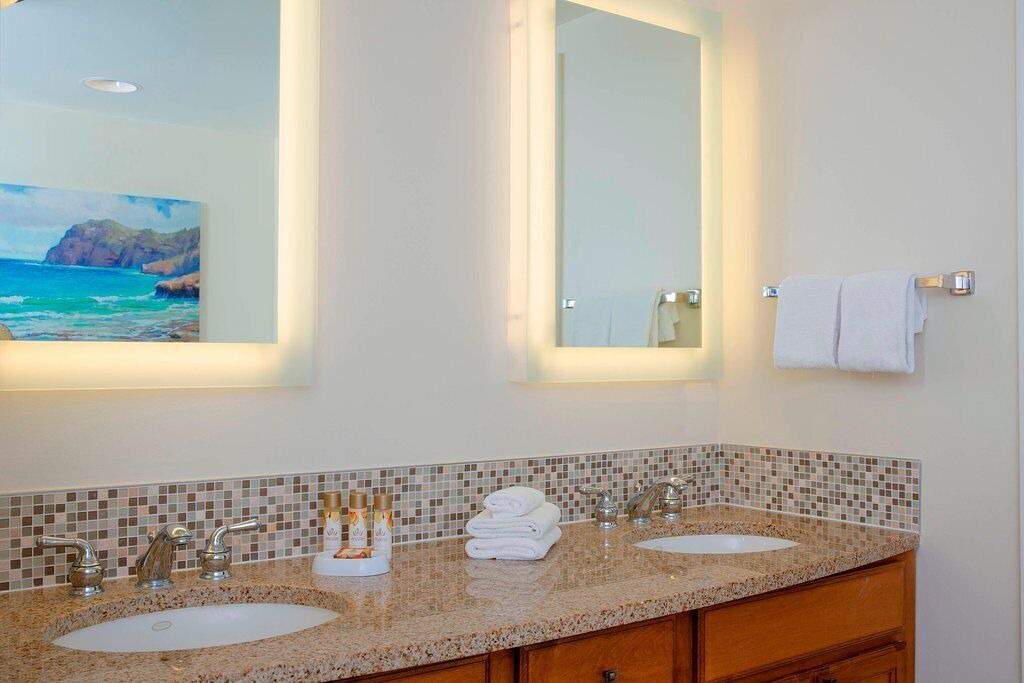 Photo of Bedroom in Poipu