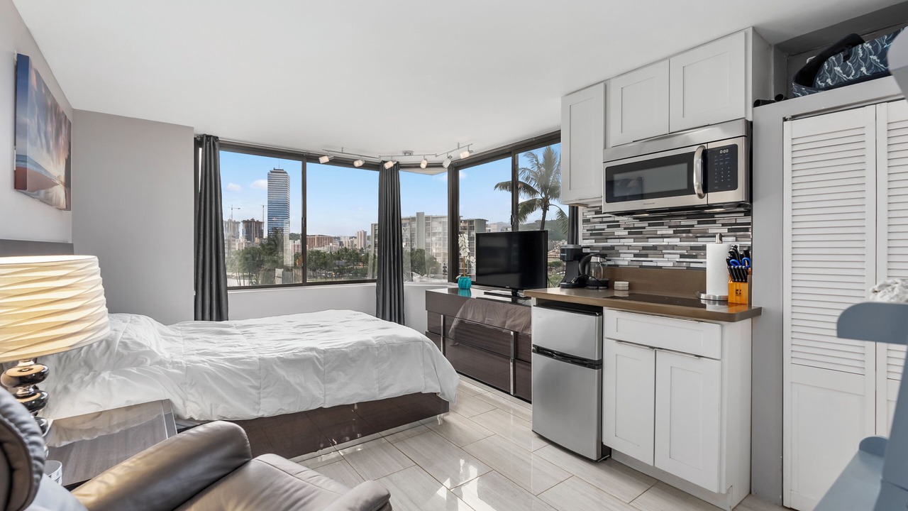 Photo of Bedroom in Waikiki