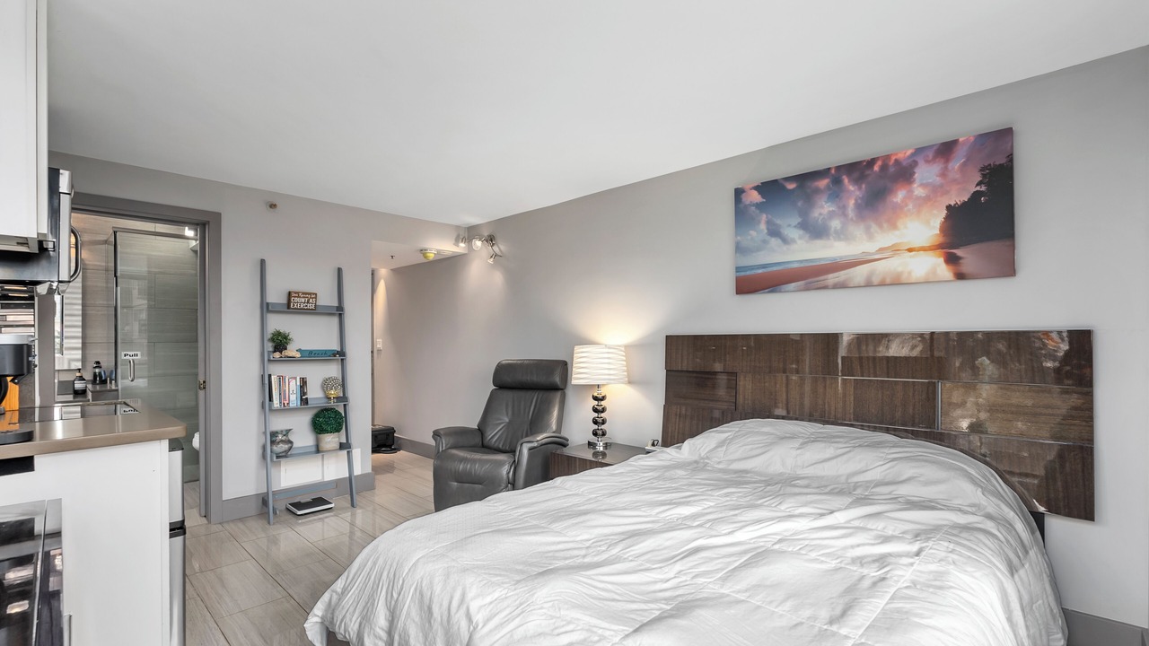 Photo of Bedroom in Waikiki