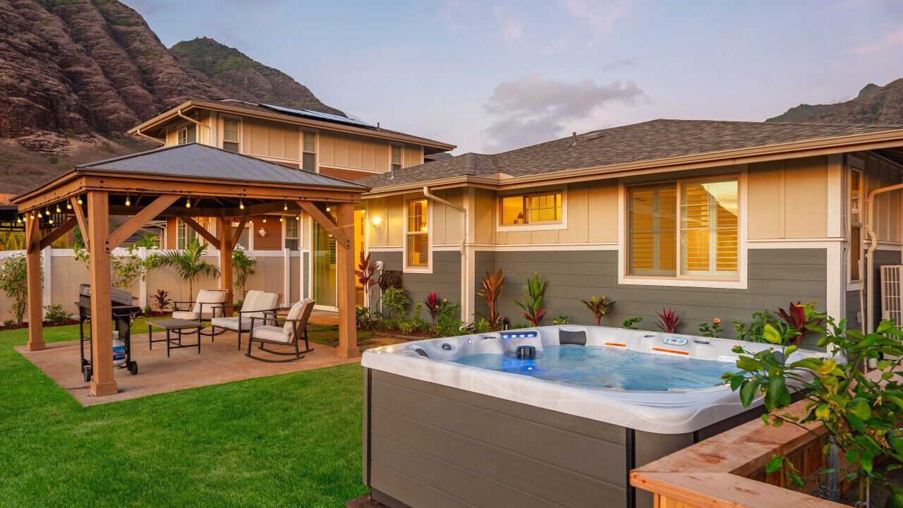 Photo of Outdoor in Makaha Valley