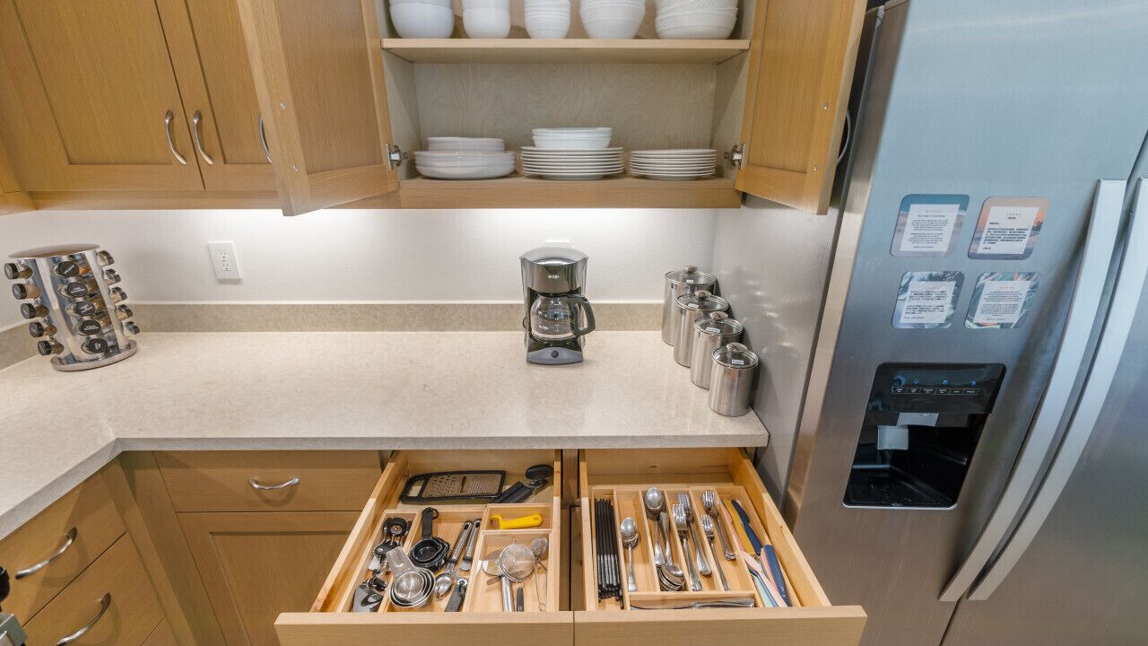 Photo of Kitchen in Makaha Valley