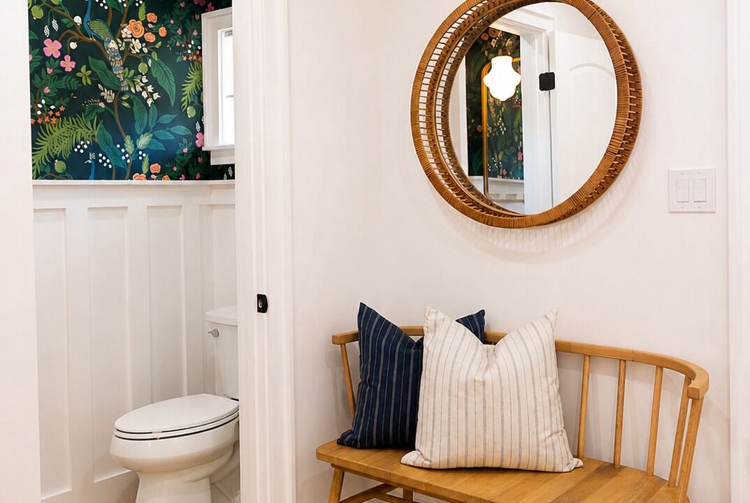 Photo of Bathroom in Downtown Lahaina