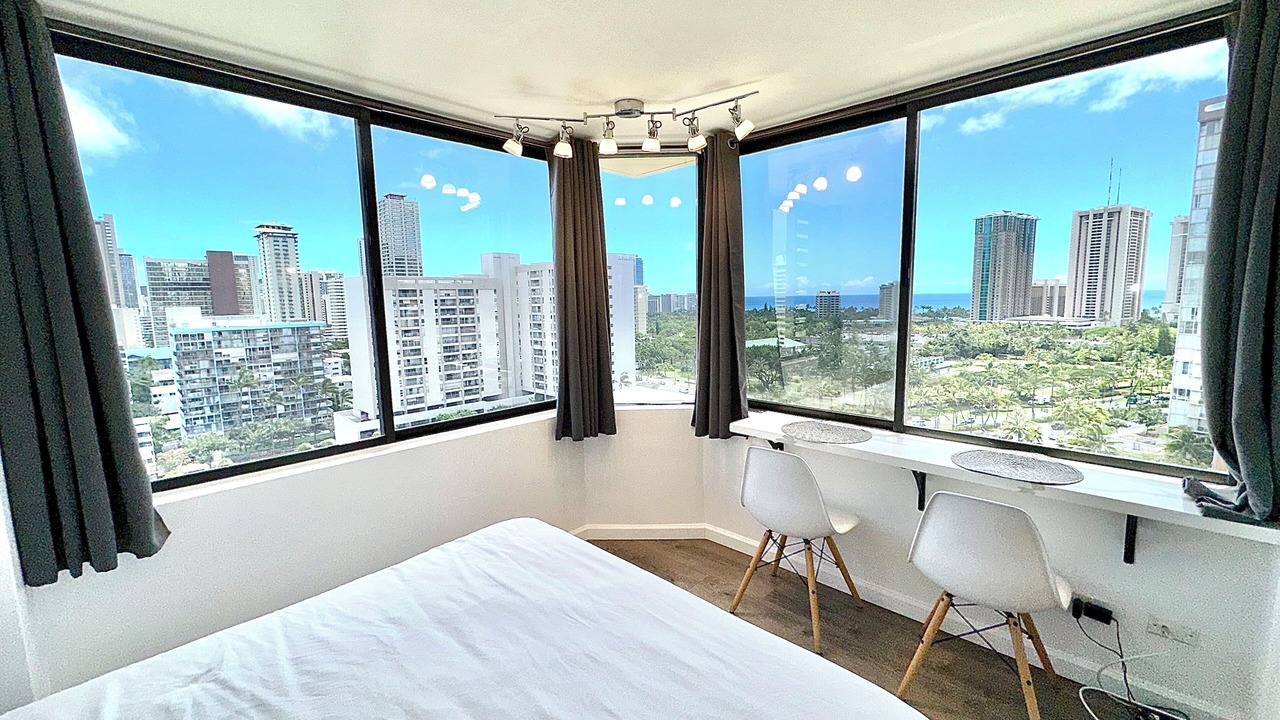 Photo of Others in Waikiki