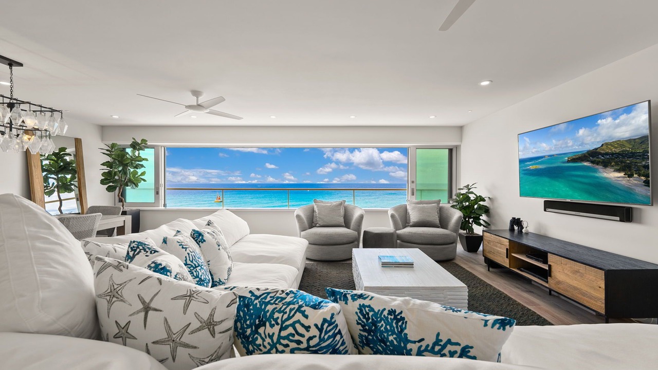 Photo of Livingroom in Diamond Head - Kapahulu - St. Louis