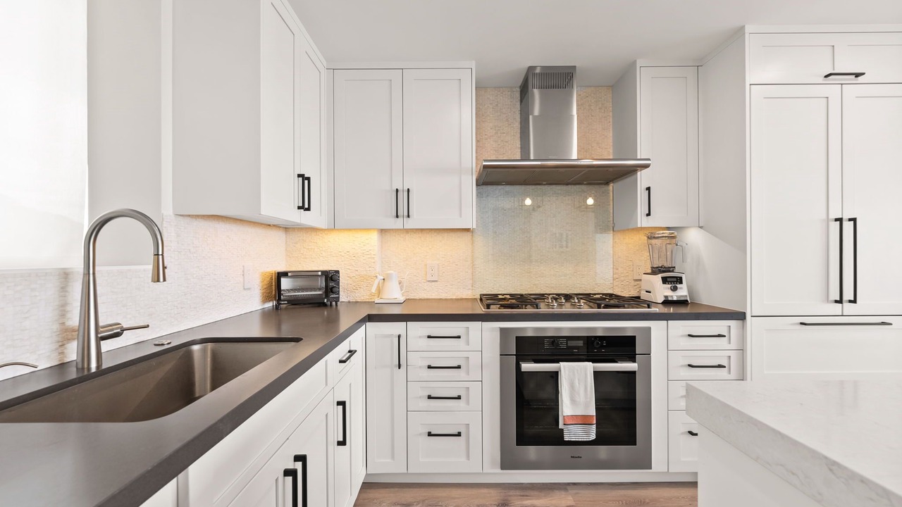 Photo of Kitchen in Diamond Head - Kapahulu - St. Louis