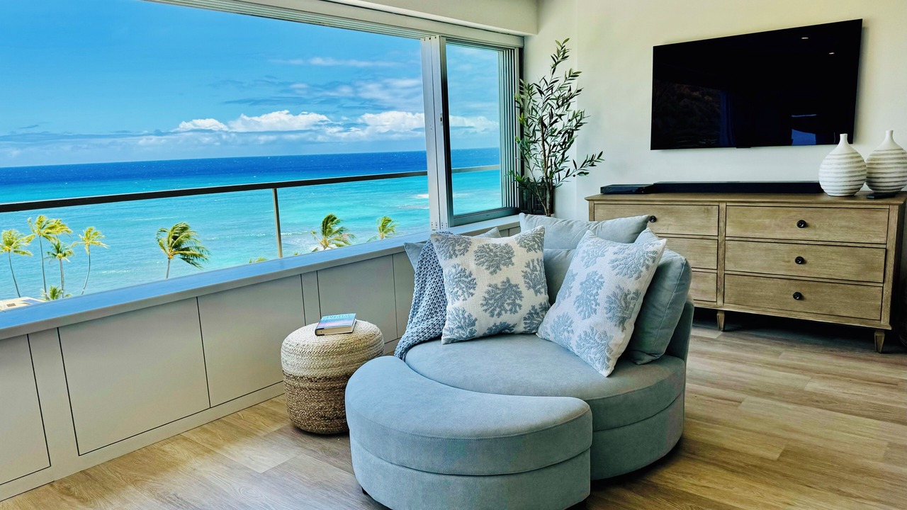 Photo of Livingroom in Diamond Head - Kapahulu - St. Louis