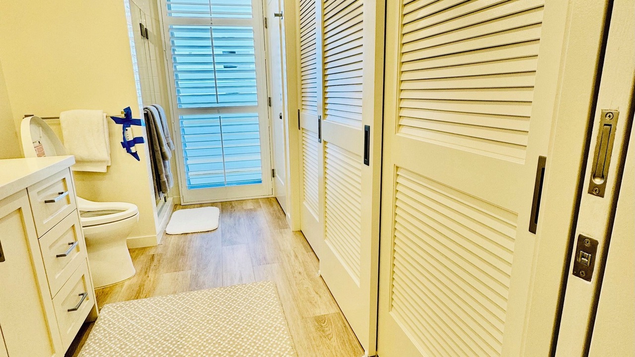 Photo of Bathroom in Diamond Head - Kapahulu - St. Louis