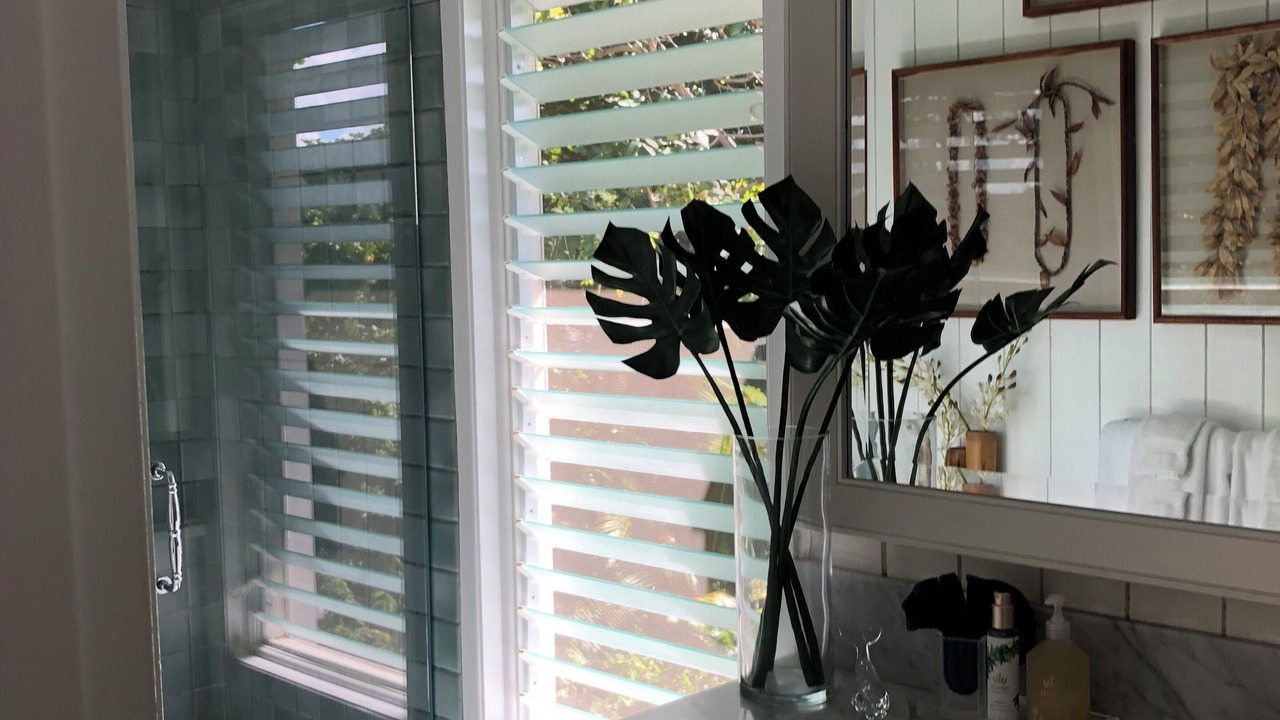 Photo of Bathroom in Wainiha