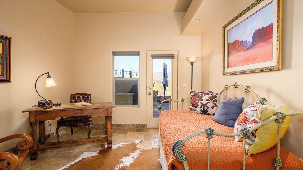 Photo of Bedroom in New River