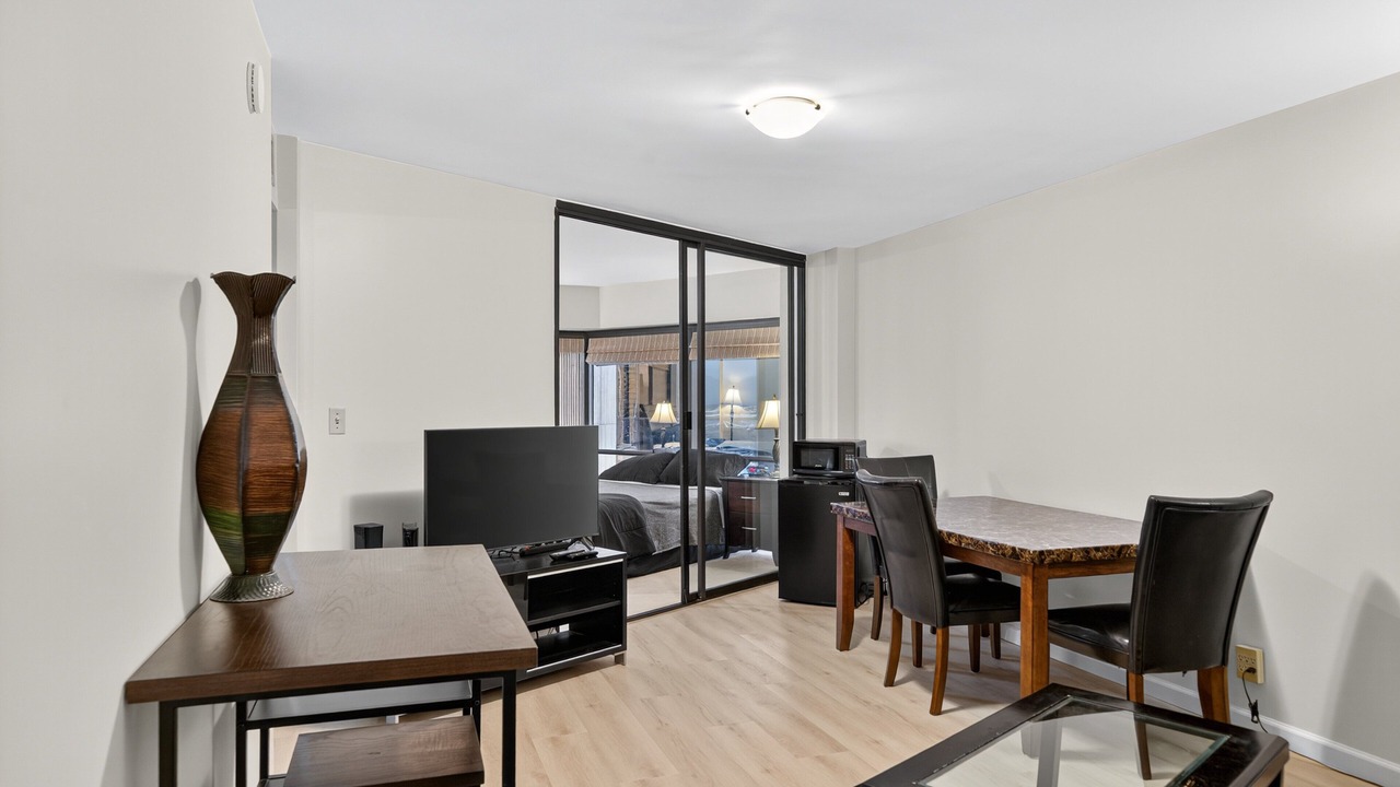 Photo of Bedroom in Downtown Honolulu