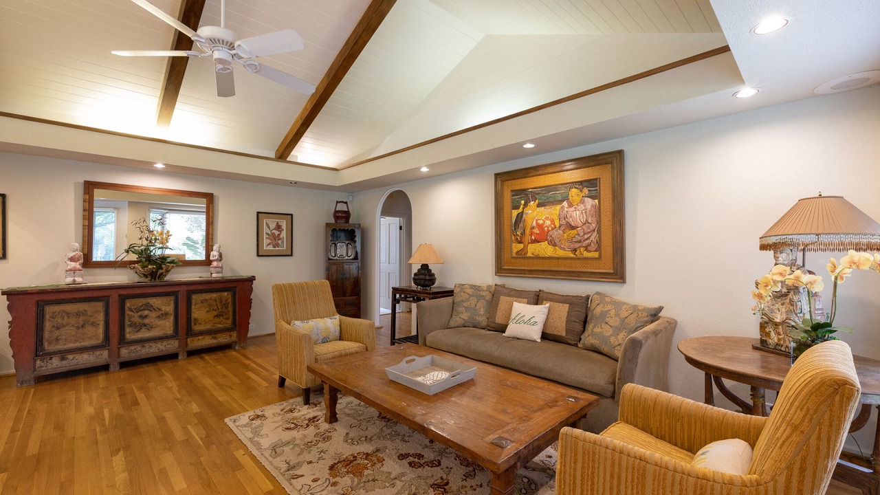 Photo of Livingroom in Kahala