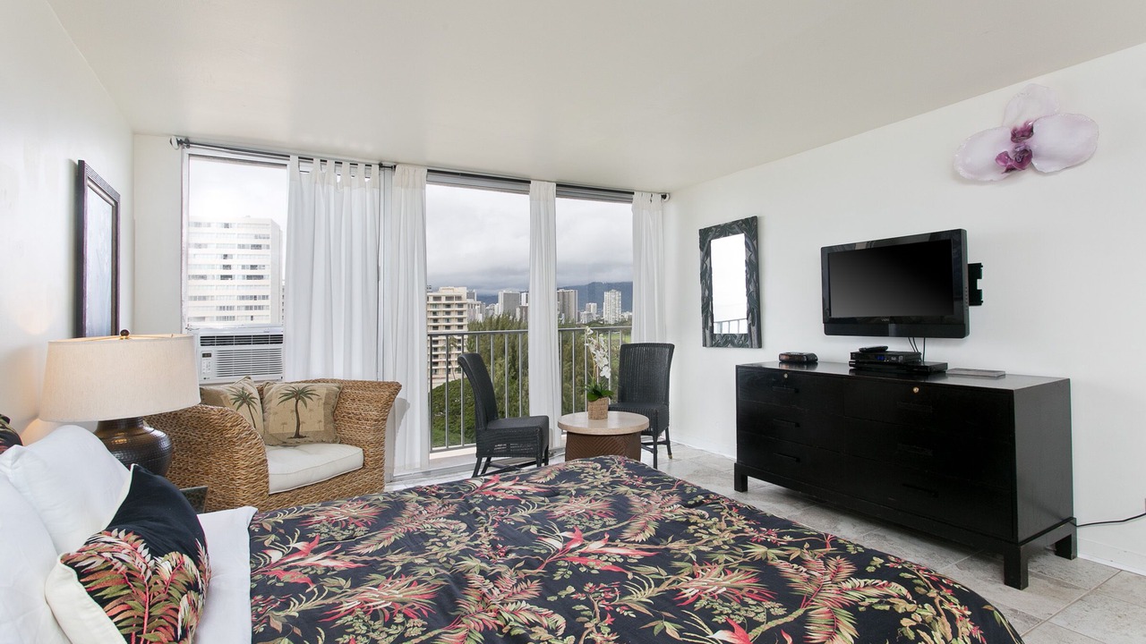 Photo of Bedroom in Diamond Head - Kapahulu - St. Louis